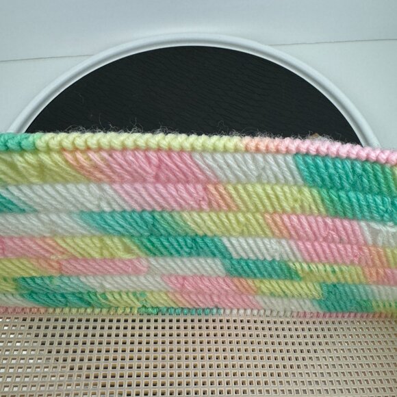 Vtg Pastel Colorful Multicolor Yarn Plastic Canvas Rectangle w Handle Basket - Picture 10 of 10